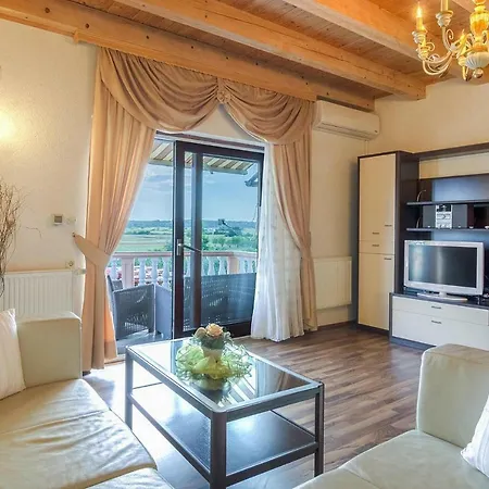 Prázdninový dům Holiday Nadja - Cdn02099-fya